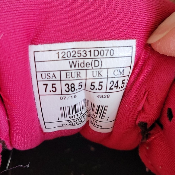 Brooks Addiction 13 running shoes size 7.5 wide - Picture 8 of 8